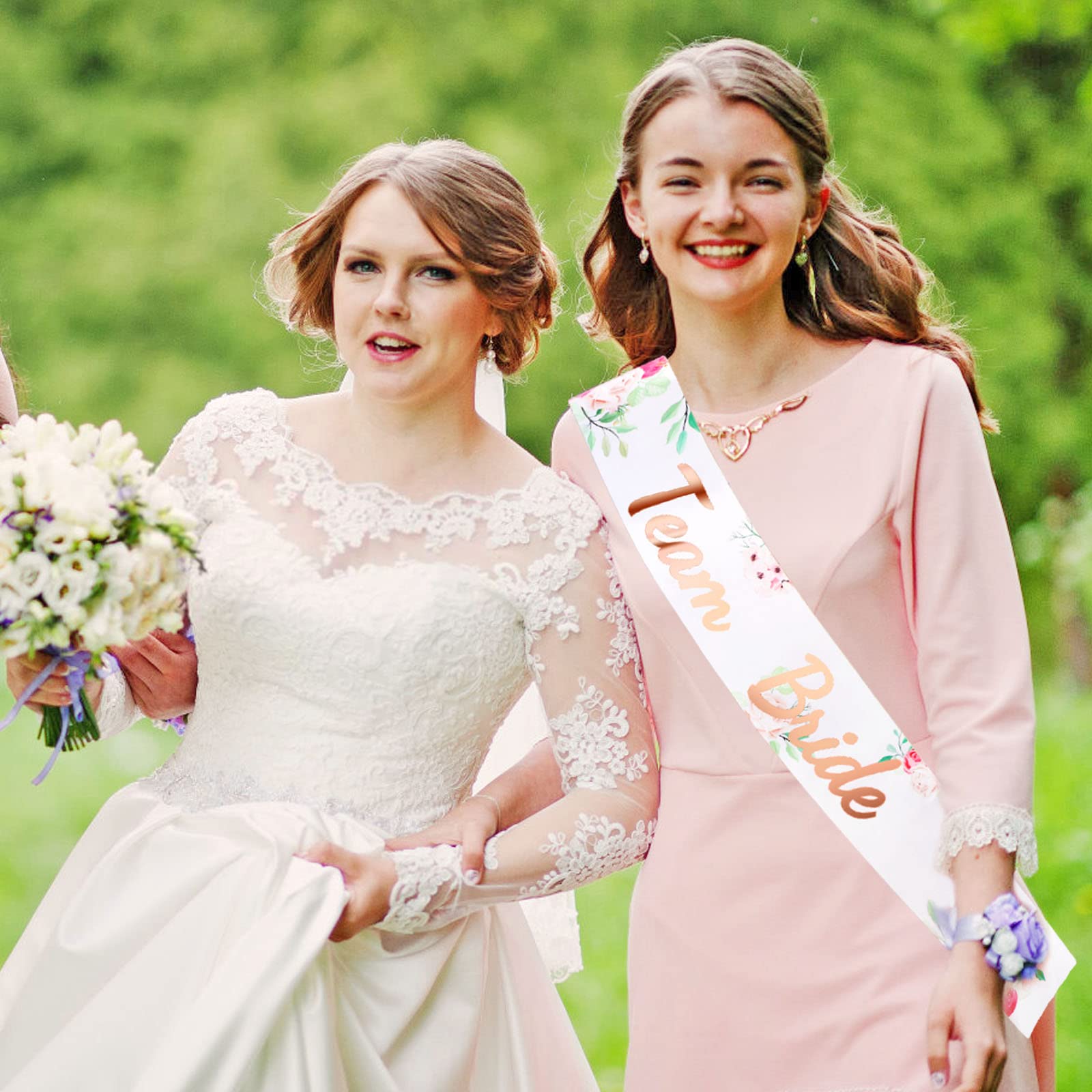 howaf-jga-sch-rpe-team-bride-ros-gold-satin-blumen image 4